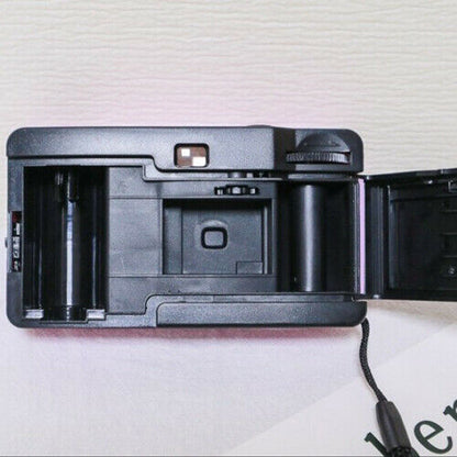 Kodak M35 Vintage 35mm Roll Film Toy Camera Flash Vintage Retro Modern Reusable